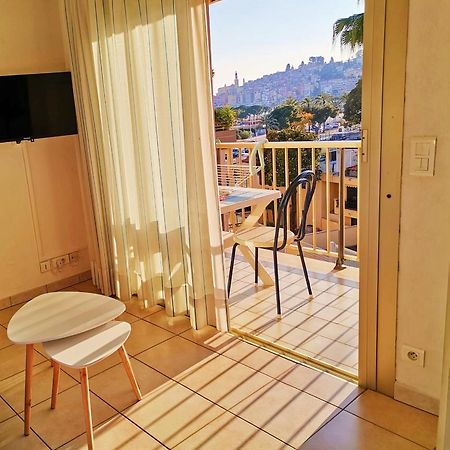 Menton Bord De Mer Studio Calme Avec Balcon, Ascenseur, Climatisation, Ideal Location Quiet Near Sea, Balcony, Elevator, Ac Екстериор снимка