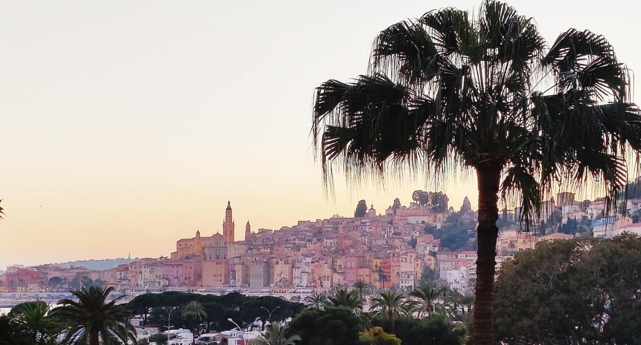 Menton Bord De Mer Studio Calme Avec Balcon, Ascenseur, Climatisation, Ideal Location Quiet Near Sea, Balcony, Elevator, Ac Екстериор снимка