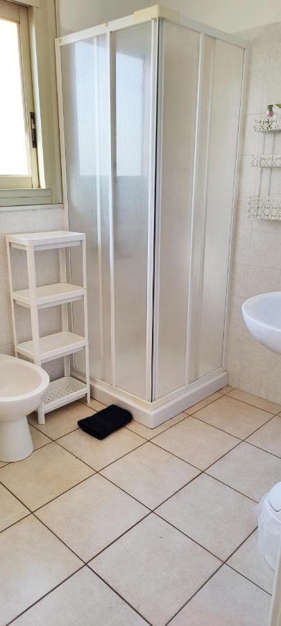 Menton Bord De Mer Studio Calme Avec Balcon, Ascenseur, Climatisation, Ideal Location Quiet Near Sea, Balcony, Elevator, Ac Екстериор снимка
